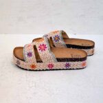 689 SHOE