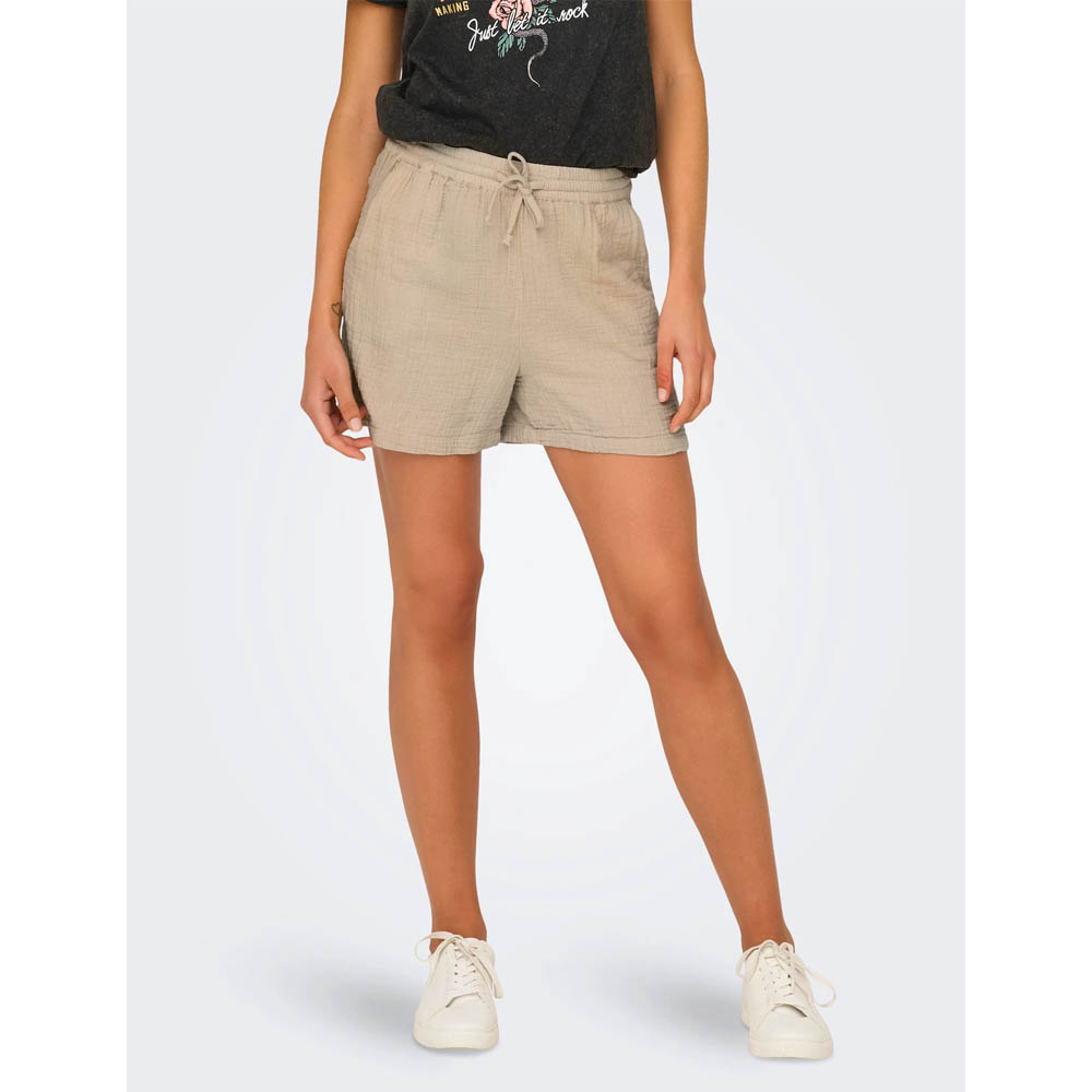 THYRA SHORTS