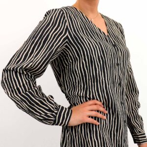 OBJJACIRA L/S V-NECK SHORT DRESS